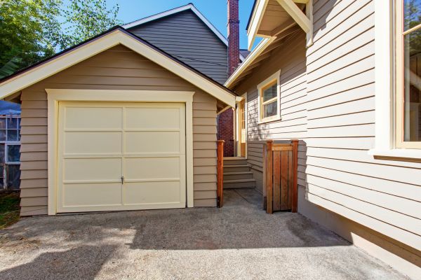 Garage Siding Replacement in Bainbridge Island